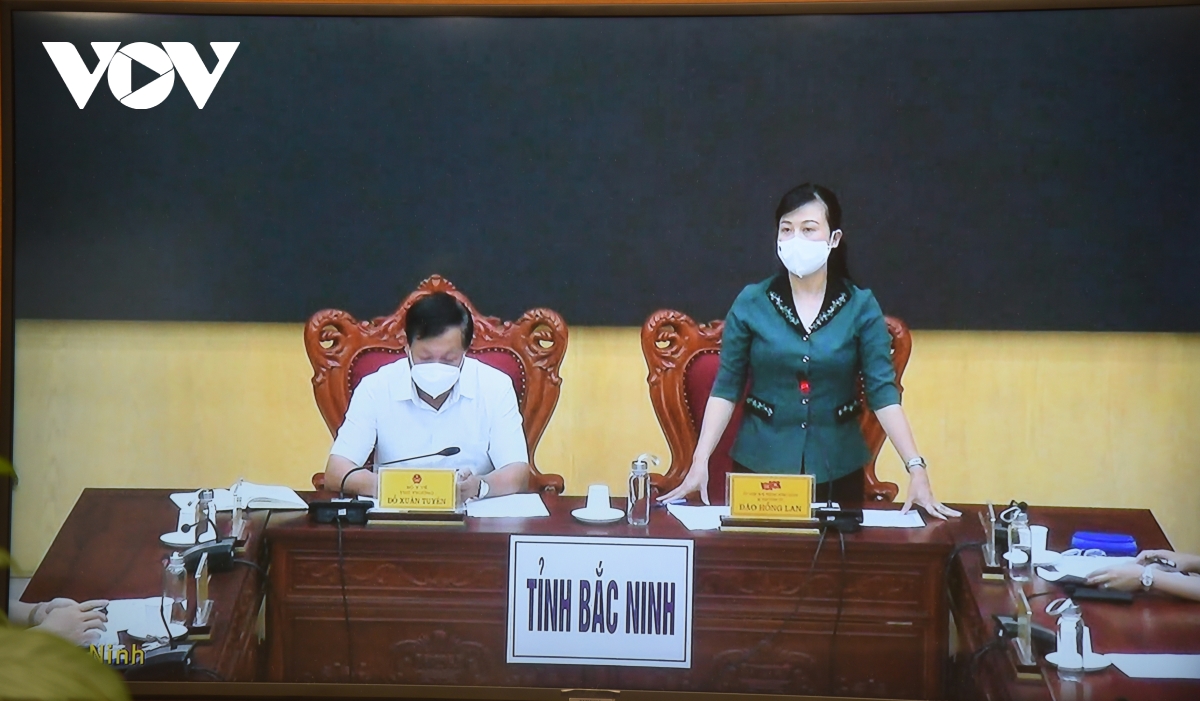 Bắc Ninh, Bắc Giang vẫn cần "quản chặt" các khu cách ly