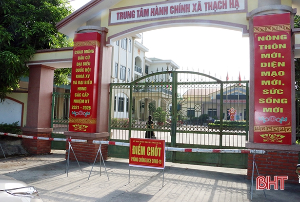 Hà Tĩnh phong tỏa thêm 3 thôn tại xã Thạch Trung và trụ sở xã Thạch Hạ