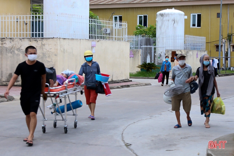 Những chuyến xe 0 đồng hỗ trợ bệnh nhân giữa mùa dịch Covid-19