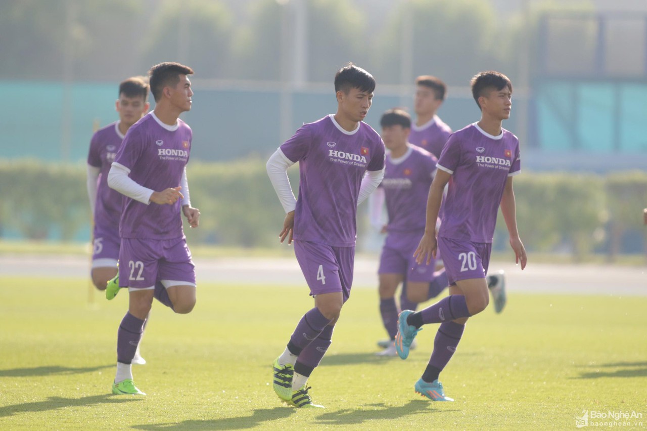 Trọng Hoàng, Văn Đức cùng dàn sao tuyển Việt Nam thoải mái trước trận Indonesia