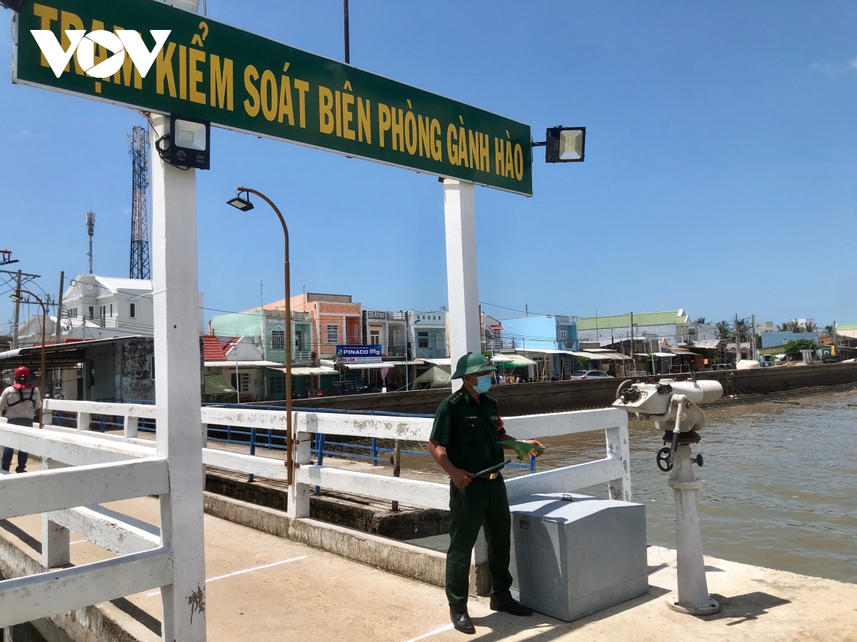 Nhiều địa phương ở ĐBSCL lập chốt quản lý người ra vào tỉnh để phòng dịch lây lan