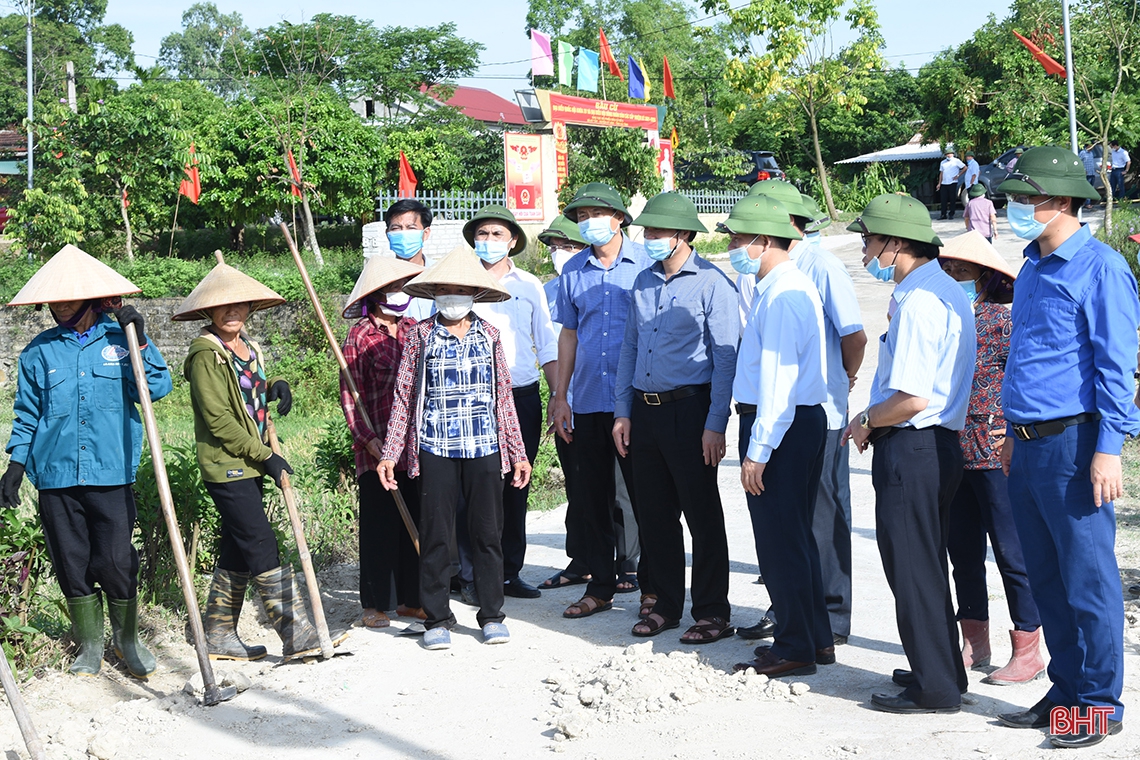 Bí thư Tỉnh ủy: Huyện Kỳ Anh cần tiếp tục thúc đẩy mạnh mẽ phong trào xây dựng NTM trong toàn dân