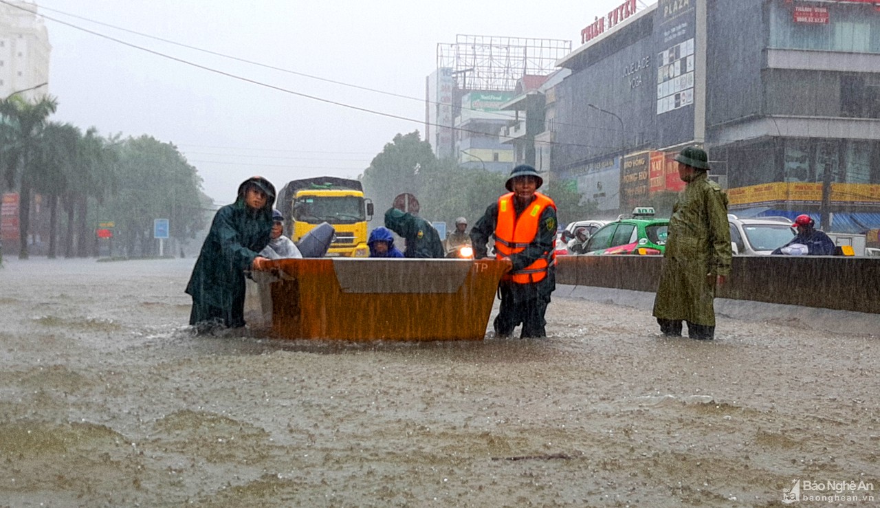 Chủ tịch UBND tỉnh Nguyễn Đức Trung: Cần tư duy đột phá, quy hoạch xây dựng theo hướng hiện đại