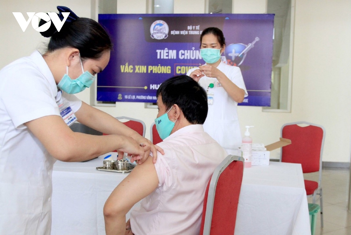 Thừa Thiên Huế bắt đầu triển khai tiêm hơn 23.900 liều vaccine đợt 2