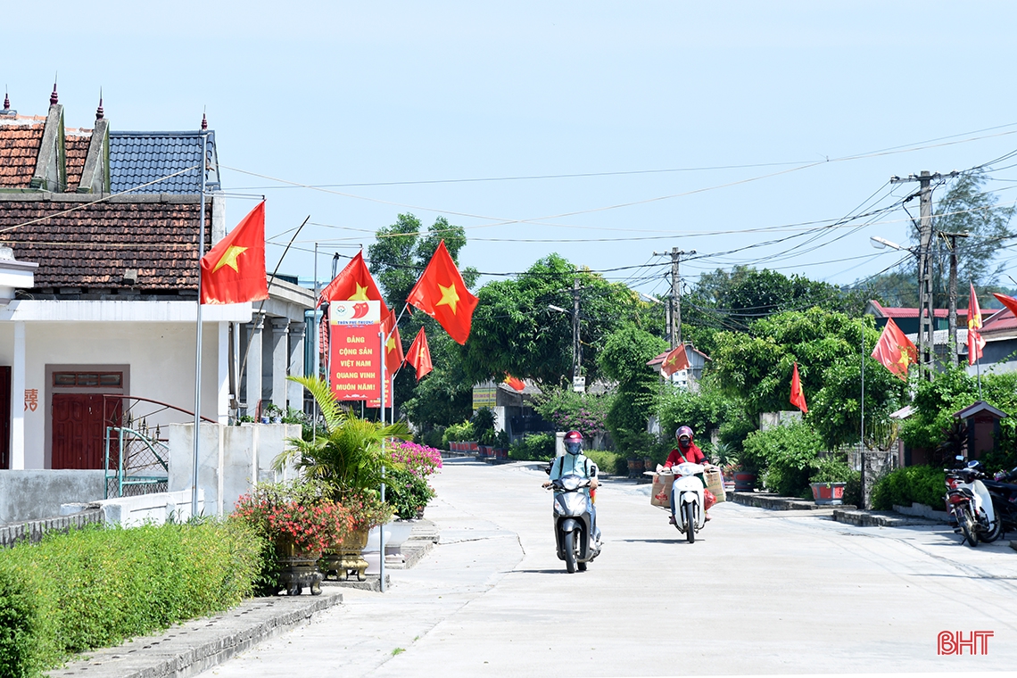 Bí thư Tỉnh ủy: Huyện Kỳ Anh cần tiếp tục thúc đẩy mạnh mẽ phong trào xây dựng NTM trong toàn dân