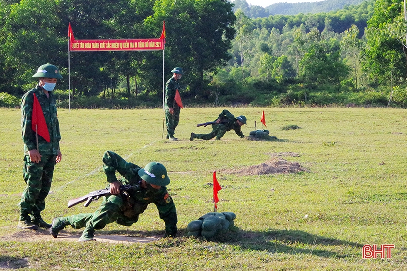 Tân binh Bộ đội Biên phòng Hà Tĩnh tự tin trên thao trường