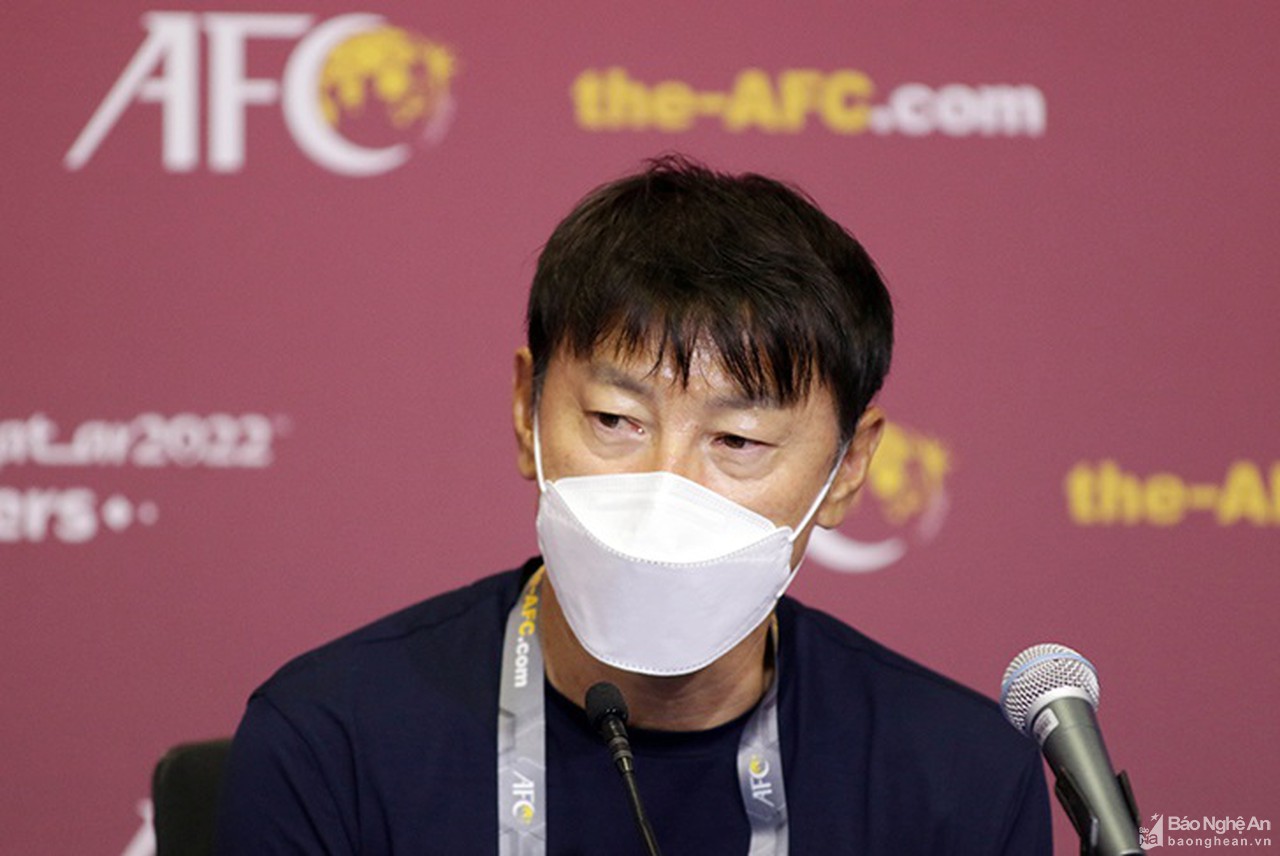 HLV Indonesia: Chúng tôi sẽ tạo bất ngờ cho tuyển Việt Nam