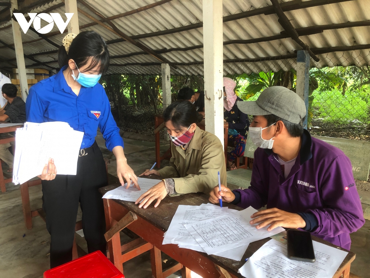 Nhiều địa phương ở ĐBSCL lập chốt quản lý người ra vào tỉnh để phòng dịch lây lan