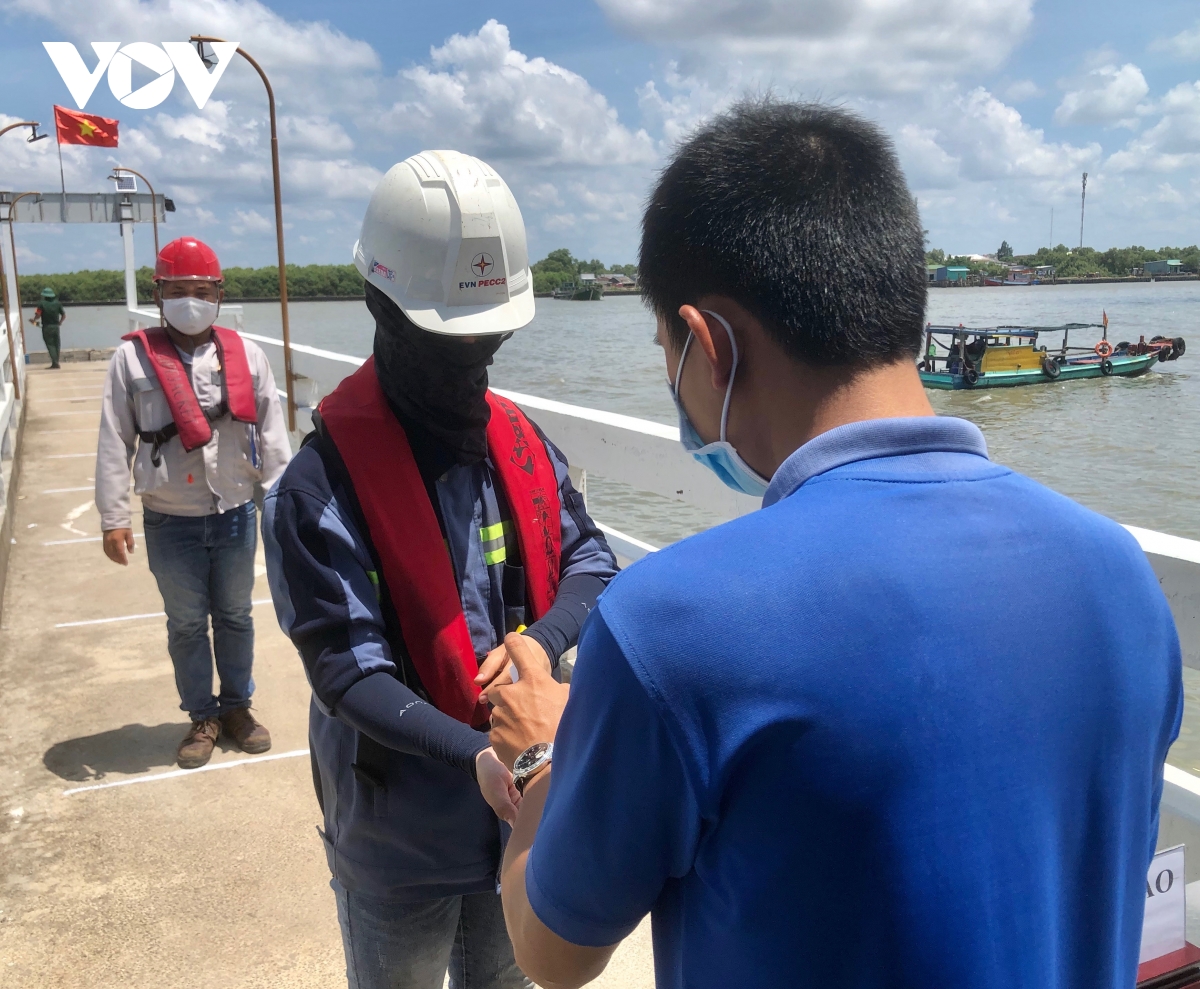 Nhiều địa phương ở ĐBSCL lập chốt quản lý người ra vào tỉnh để phòng dịch lây lan