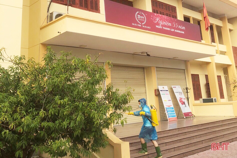 Hệ thống ngân hàng Hà Tĩnh siết chặt phòng dịch Covid-19