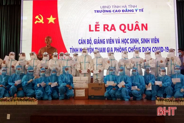 Ngành Y tế Hà Tĩnh huy động tổng lực tăng tốc truy vết, xét nghiệm ở vùng phong tỏa ca bệnh mới