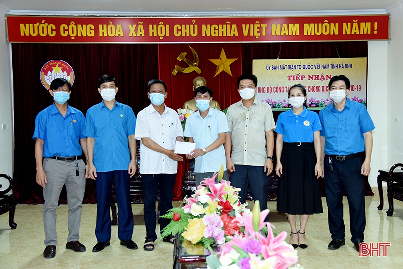 Ủy ban MTTQ Hà Tĩnh tiếp nhận thêm hơn 143 triệu đồng ủng hộ phòng, chống dịch Covid-19