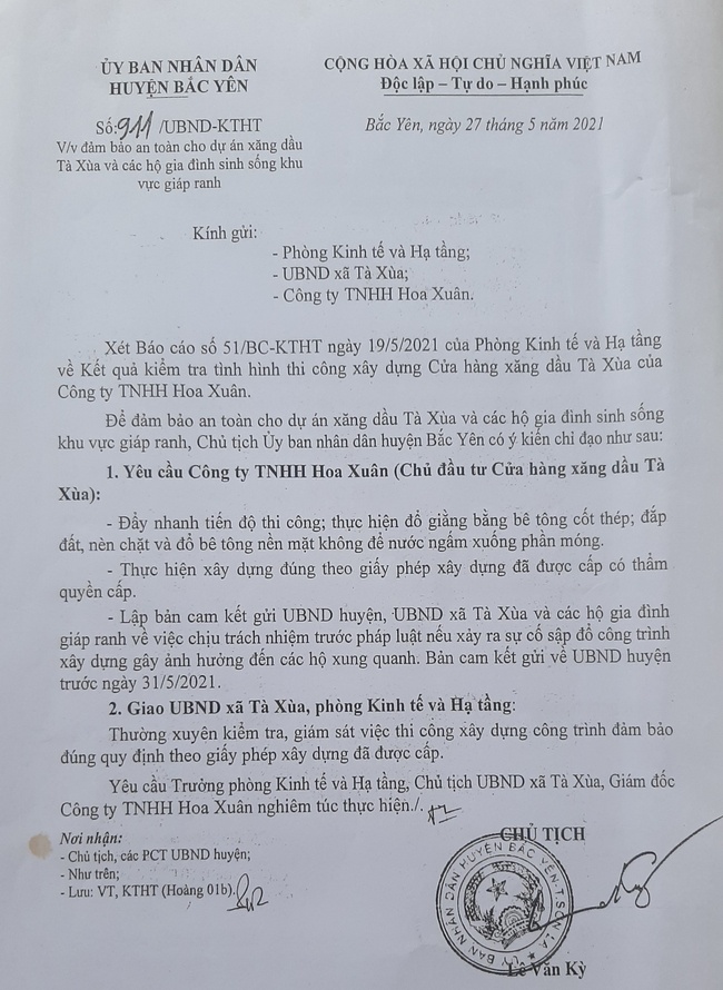 Sơn La: Người dân bất an khi cây xăng mọc ngay trên “đầu”