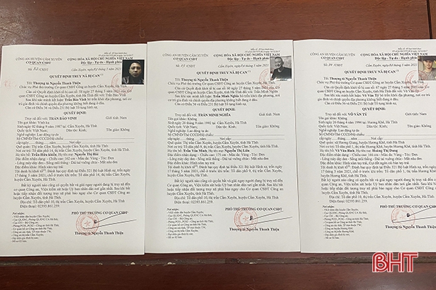 Phá “ổ bạc” tại Cẩm Xuyên, khởi tố 11 đối tượng