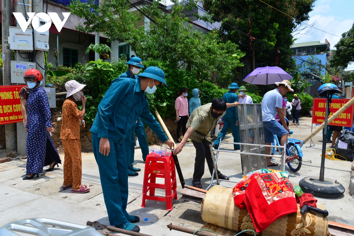 Chấm dứt cách ly y tế đối với cụm dân cư phố 5, phường Him Lam, TP Điện Biên Phủ