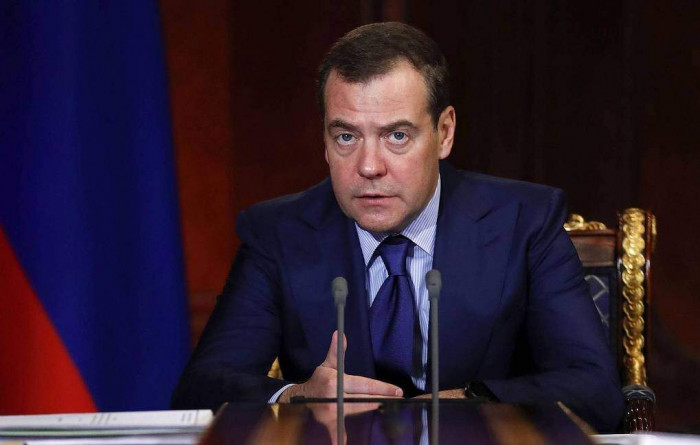 Ông Medvedev bất ngờ tuyên bố: Nga quá mệt mỏi khi đối đầu với phương Tây