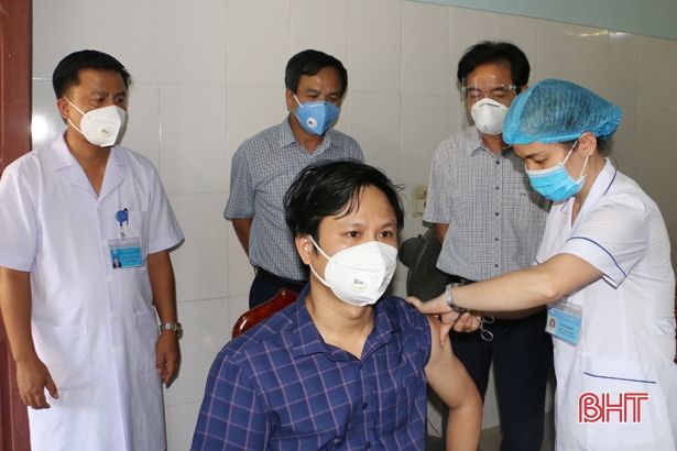 Hà Tĩnh: 97.493 trường hợp xét nghiệm diện rộng âm tính với virus SARS-CoV-2