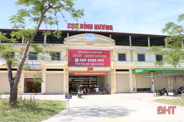 Di dời chợ nông sản TP Hà Tĩnh: Không thể chờ đợi thêm!