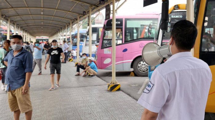 Hà Nội yêu cầu phải báo cáo thông tin về người lái xe, hành khách