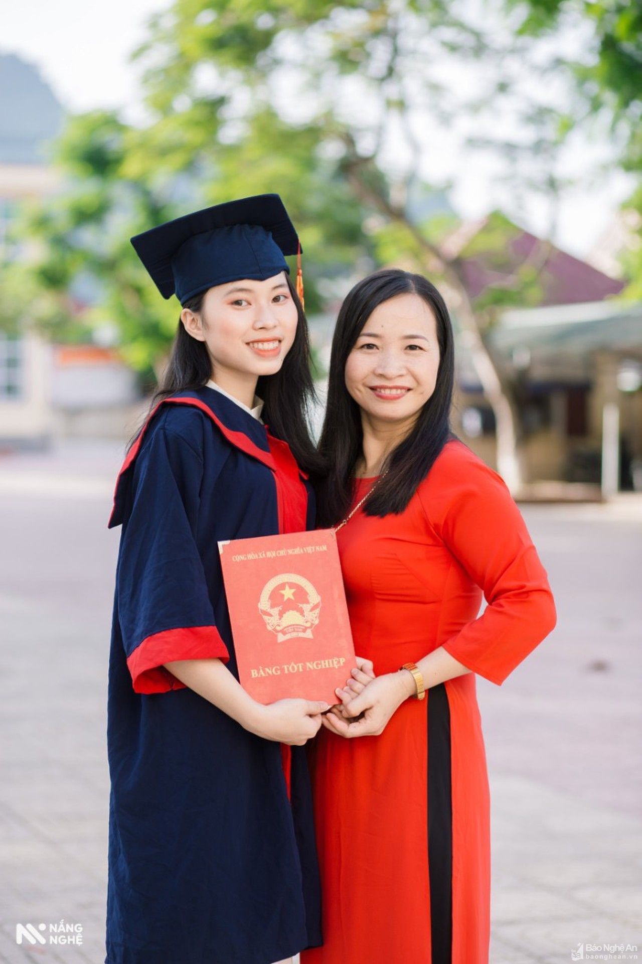 Gặp gỡ thủ khoa trường huyện rẻo cao Nghệ An với ước mơ trở thành nhà ngoại giao