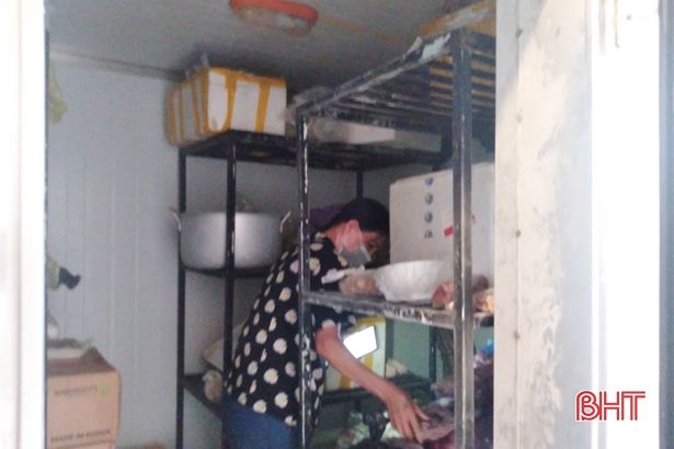 Ngành điện Hà Tĩnh nói gì khi nhiều nhà hàng ngừng hoạt động dài ngày, tiền hóa đơn vẫn cao?