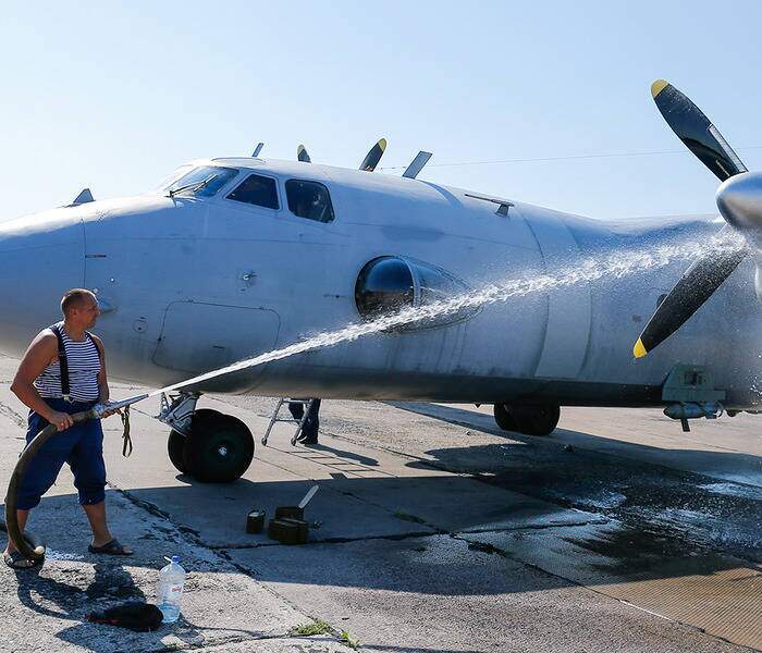 Máy bay An-26 Nga có thể đã lao xuống biển, tín hiệu cấp cứu được dò thấy