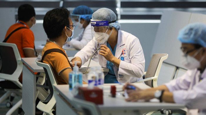 Covid-19 ngày 20/6: TP HCM dừng vận tải, TP Vinh test nhanh toàn bộ dân