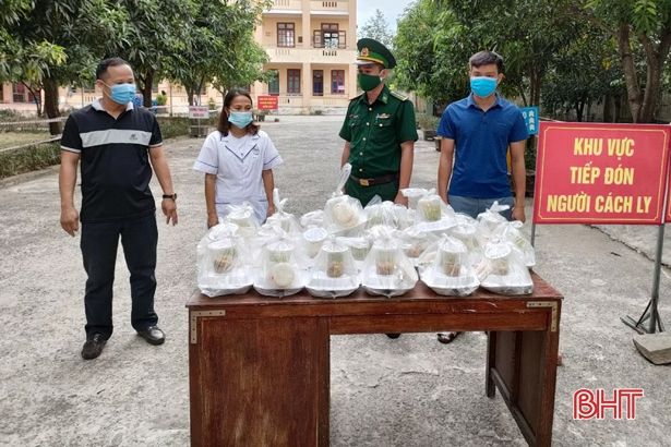 Huy động gần 253.000 suất ăn hỗ trợ người dân tại các khu cách ly