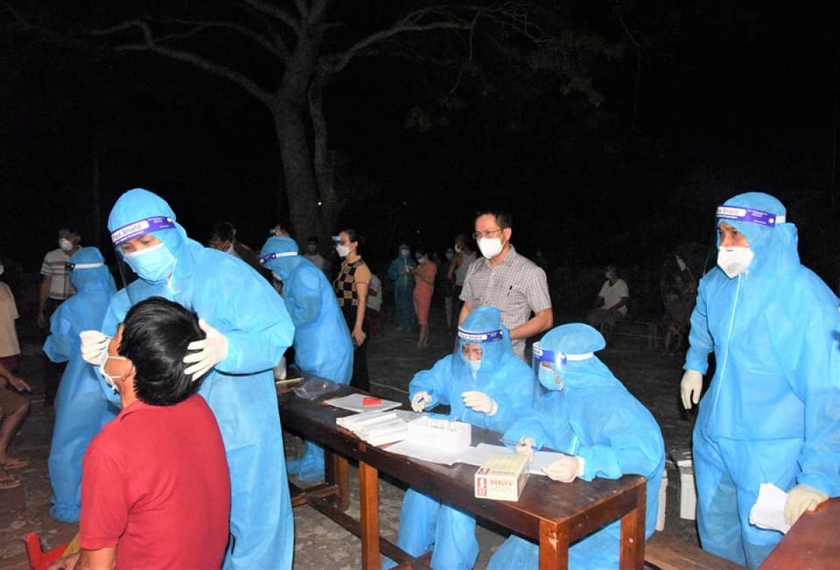 Nghệ An có thêm 12 ca dương tính, trong đó 3 ca liên quan chợ đầu mối TP Vinh