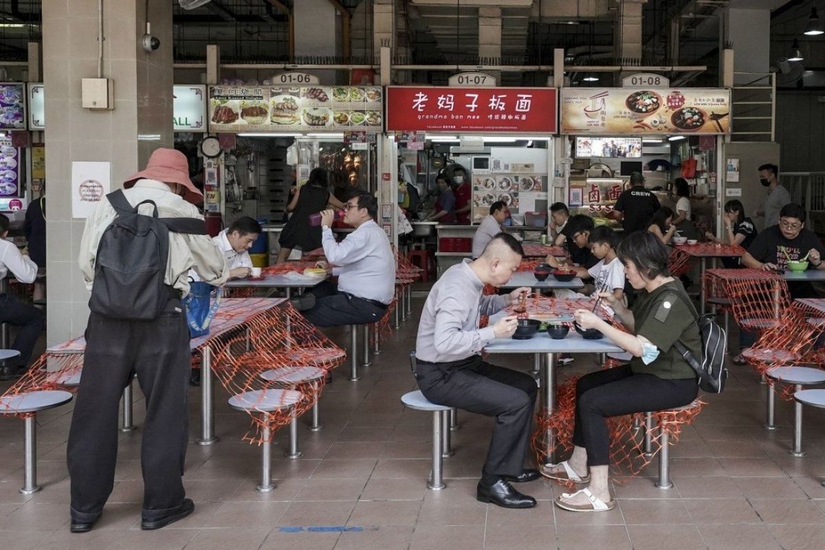 Singapore tái áp đặt lệnh hạn chế Covid-19: “Giờ không phải lúc để mạo hiểm”