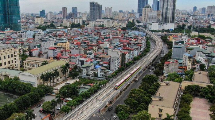 Ngắm đoàn tàu Nhổn - ga Hà Nội chạy thử 8,5km toàn tuyến trên cao