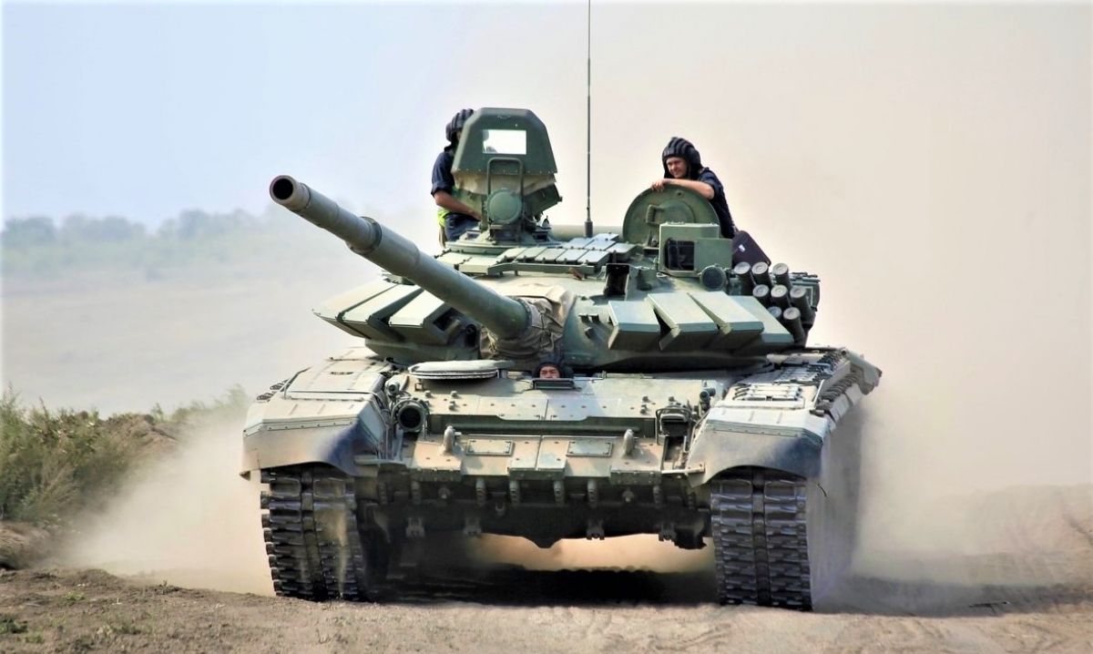 Soi sức mạnh của “báo thép” T-72B3 Nga điều về trấn giữ Crimea