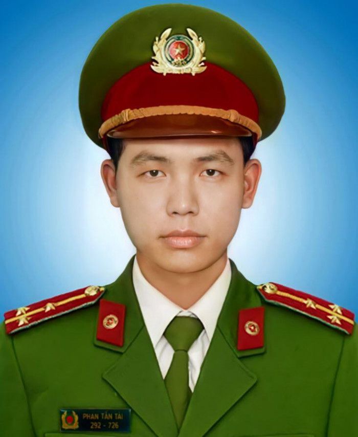 Thăng quân hàm, truy tặng Huân chương cho cán bộ công an hy sinh ở TP HCM