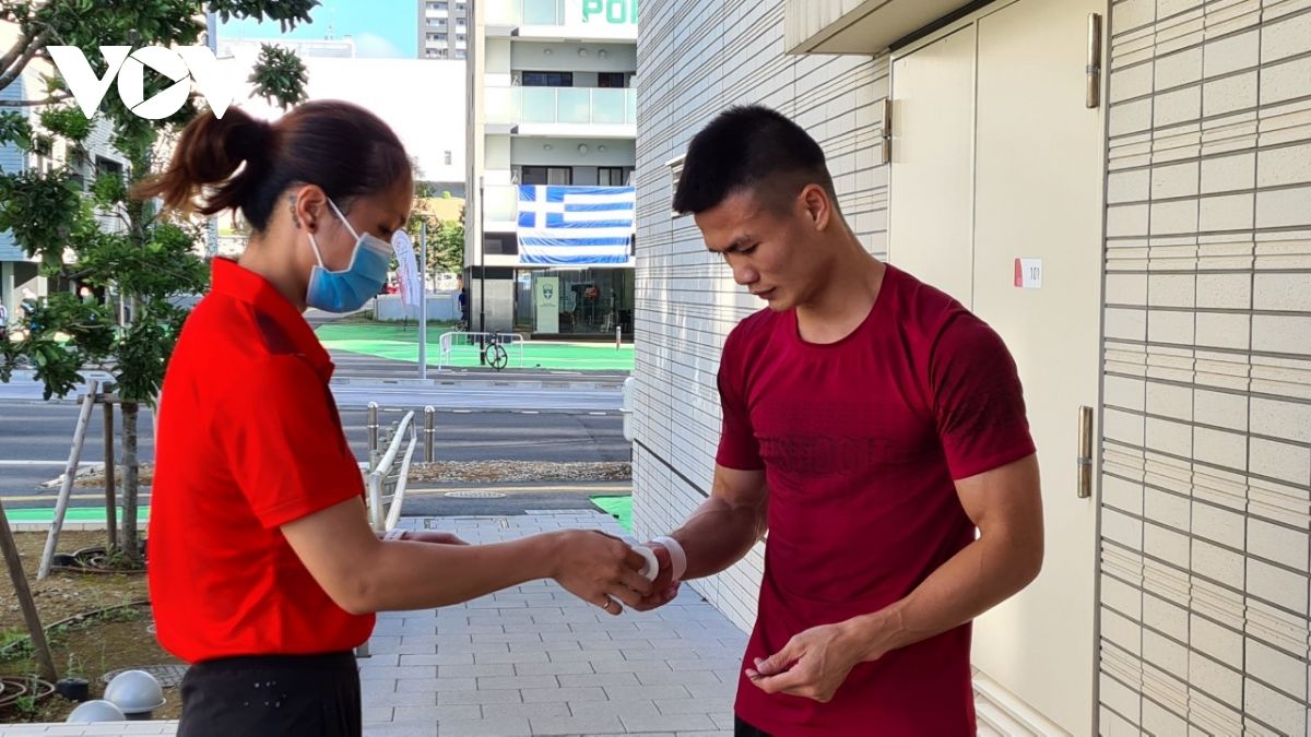 Đoàn thể thao Việt Nam ngày thứ 2 ở Nhật Bản: VĐV nạp năng lượng với thực đơn 700 món