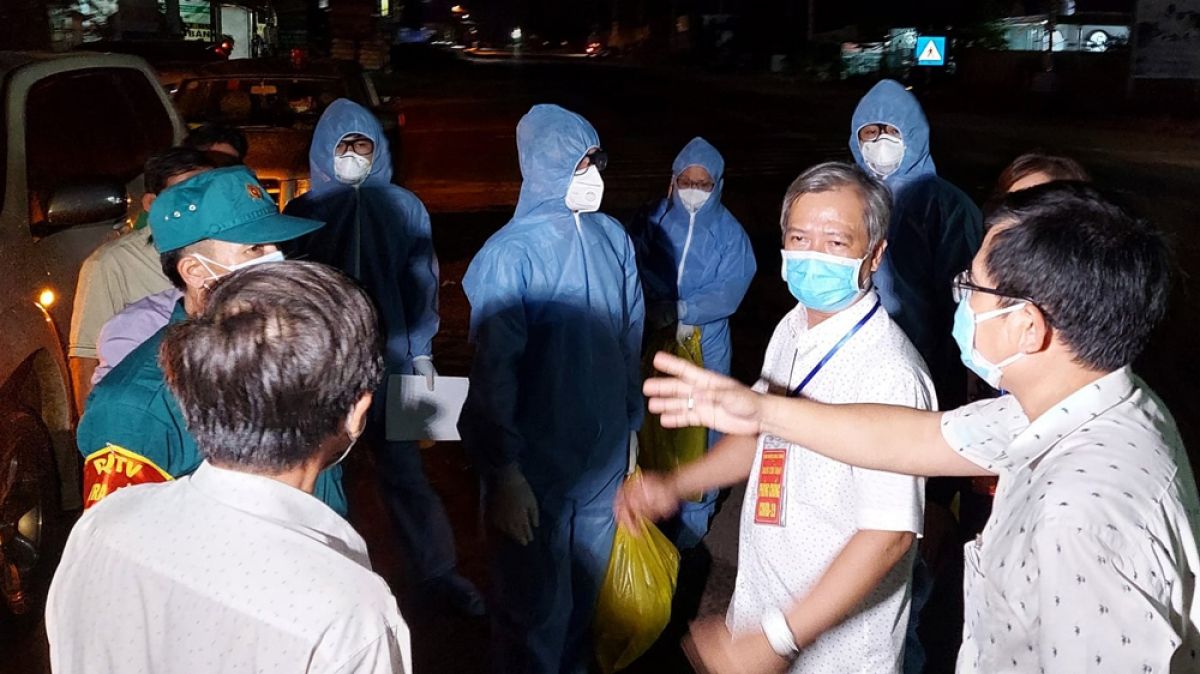 Hai anh em ruột ở Bình Phước dương tính với virus SARS-CoV-2