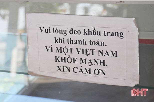 Các nhà hàng ở bãi biển Thạch Hải phòng dịch cao trước khi hoạt động trở lại