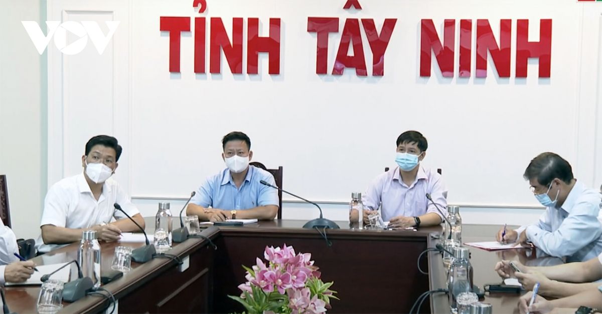 Tây Ninh họp khẩn vì có 3 bệnh nhân nghi mắc Covid-19 trong cộng đồng