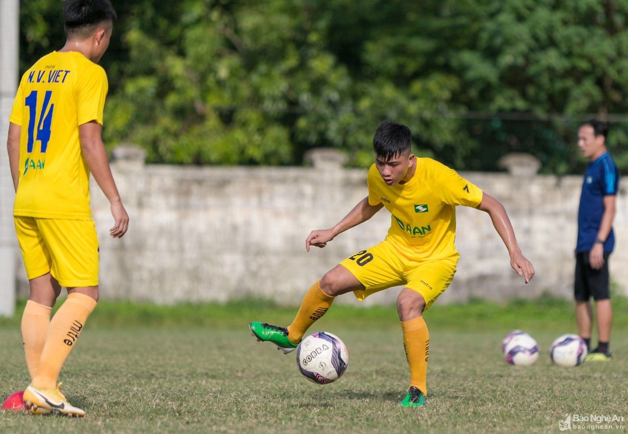 Lãnh đạo CLB SLNA chia sẻ xung quanh vấn đề dừng giải đấu V.League 2021