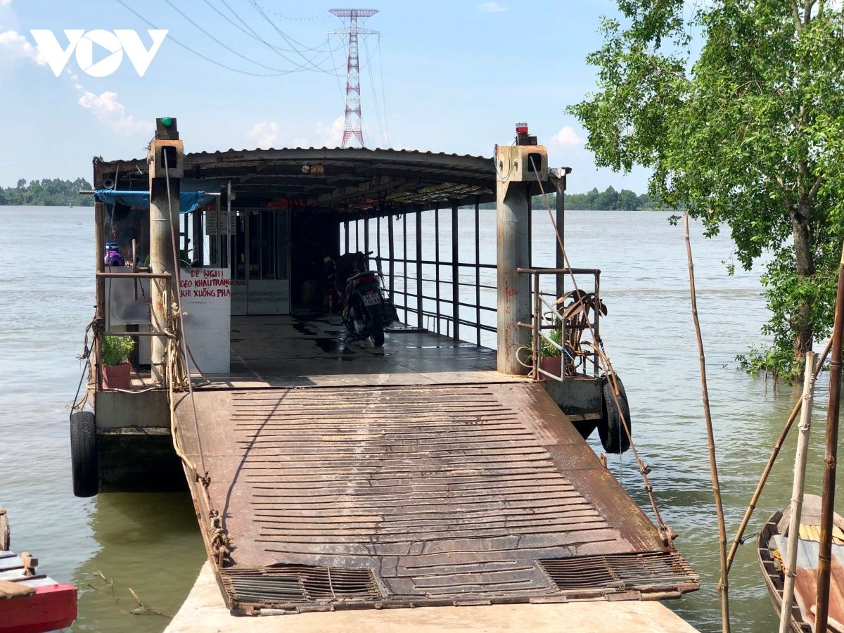 ĐBSCL chốt chặn cửa ngõ, khẩn cấp truy vết, khoanh vùng để ngăn COVID-19