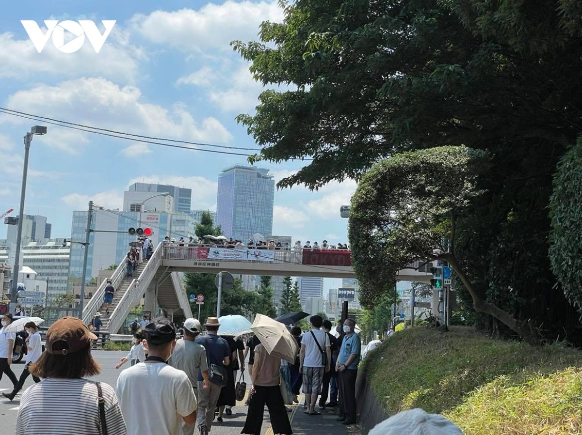 Nhật Bản xem xét kéo dài tình trạng khẩn cấp, phát kit xét nghiệm Covid-19 cho trường học