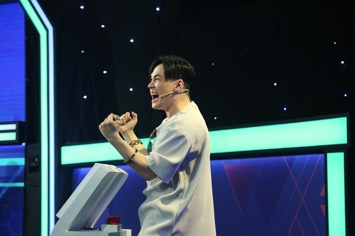 Khánh Phương chia tay Quỳnh Nga “cá sấu chúa” đã lâu, giờ vẫn “FA” vui tính