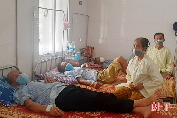 Coi sàng lọc Covid-19 tại các cơ sở khám chữa bệnh ở Hà Tĩnh như tại cộng đồng