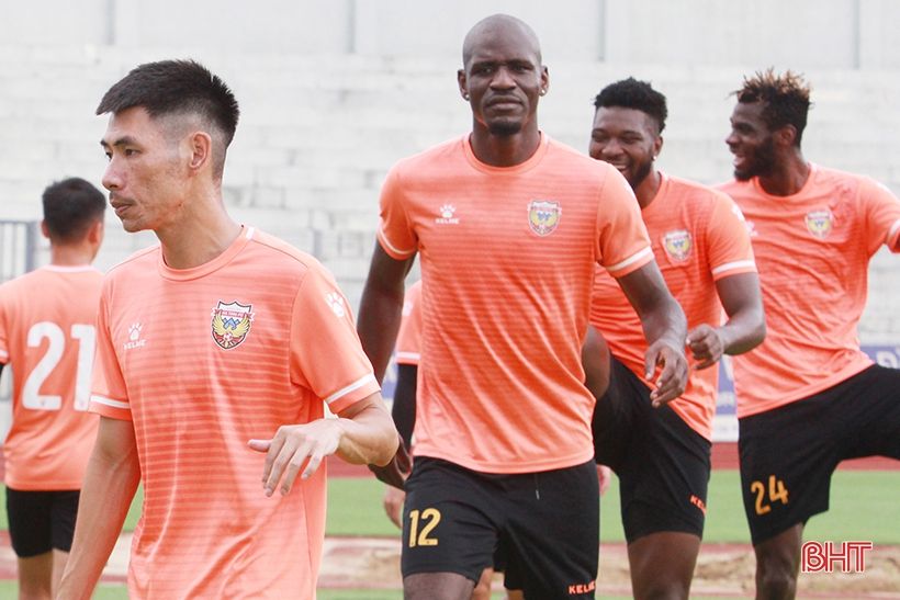 Chủ tịch CLB Hồng Lĩnh Hà Tĩnh: BTC V.League cần lấy ý kiến các đội về kế hoạch tổ chức