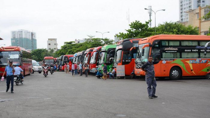 TP.HCM: Dừng hoạt động vận tải hành khách công cộng, bến khách ngang sông