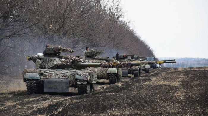 Ukraine ra tối hậu thư cho các cuộc đàm phán về Donbass