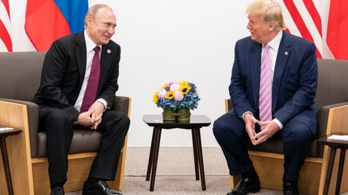 Putin ít để ý đến lời sỉ nhục của Biden, coi Trump là người “nhiều màu sắc"