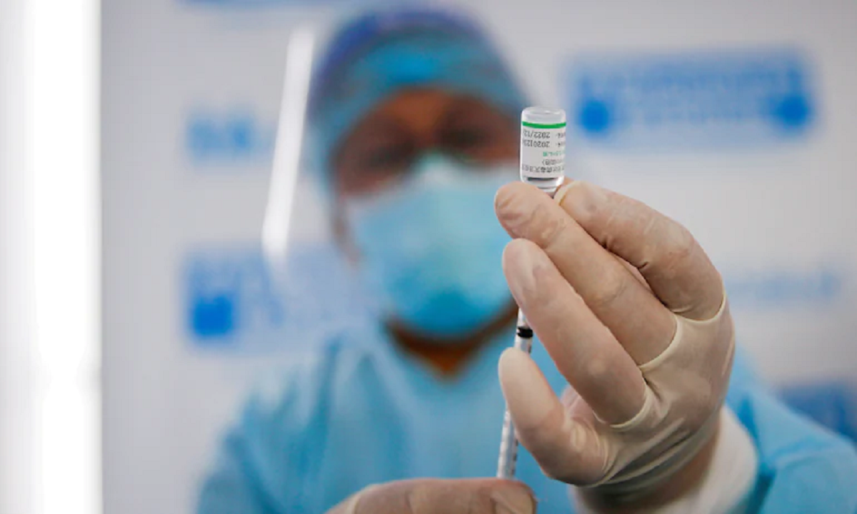 Tiêm kết hợp và tiêm mũi nhắc lại vaccine ngừa Covid-19: còn nhiều tranh cãi