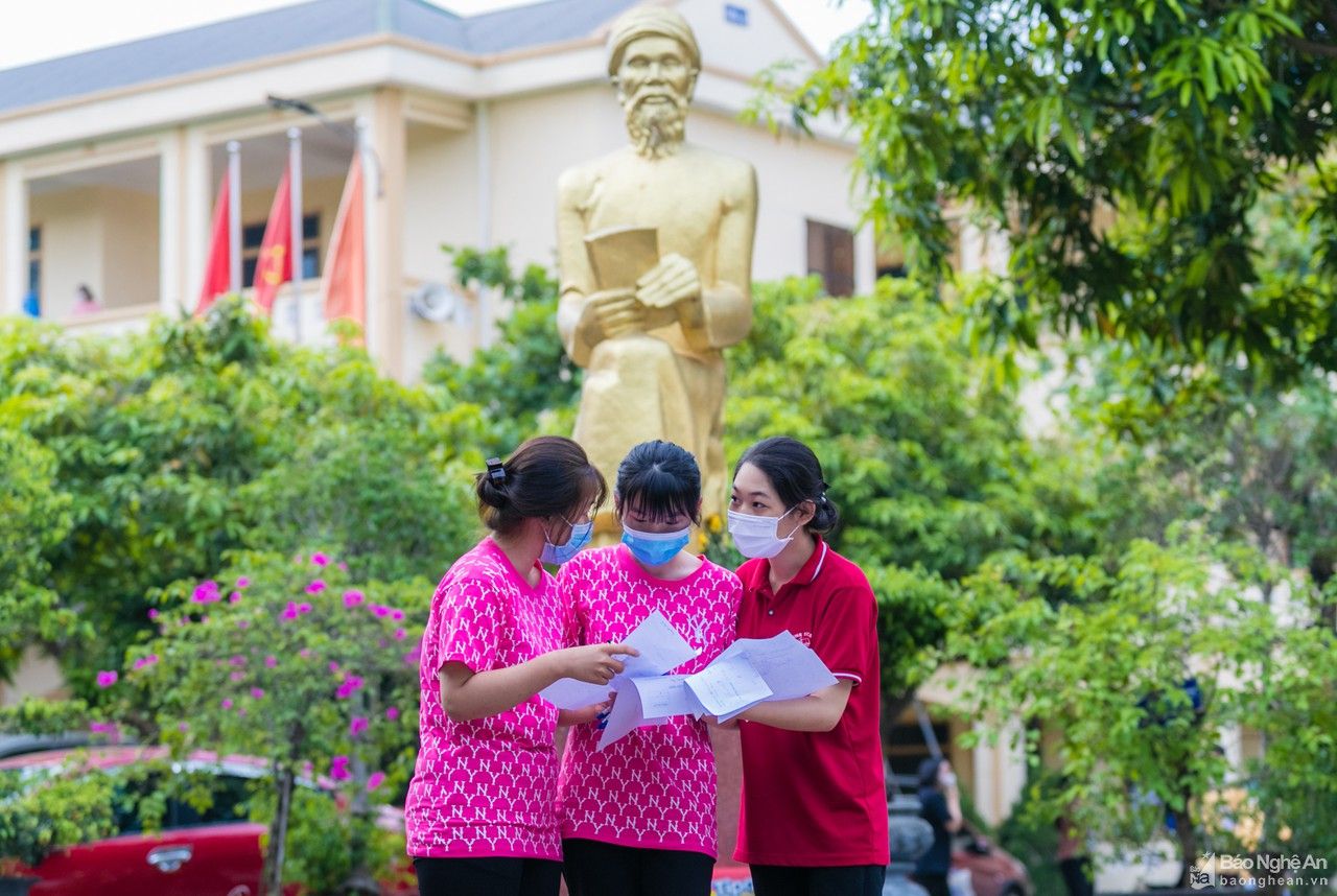 Lộ diện Thủ khoa vào lớp 10, Trường THPT chuyên Phan Bội Châu