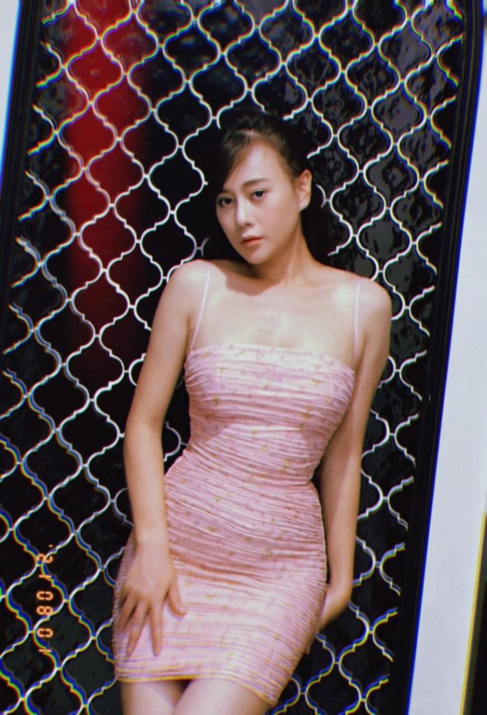 Phương Oanh khoe vòng 3 nảy nở, "ăn đứt" Nam trong "Hương vị tình thân"