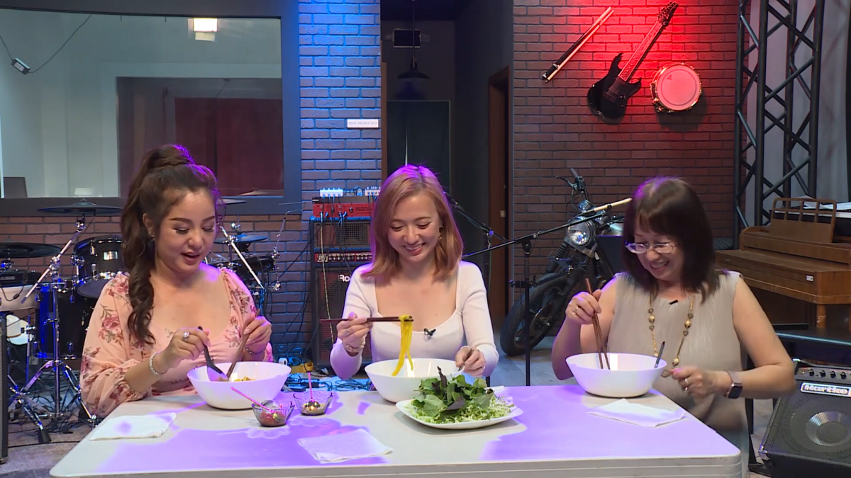 “Bé Xuân Nghi” sau hơn 10 năm định cư tại Mỹ giờ ra sao?